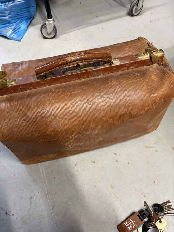 Sac de médecin – Leather, Metal (photo 3 of 5)