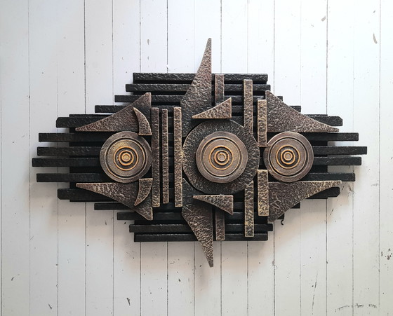 Image 1 of Grande scultura da parete in bassorilievo brutalista anni '70