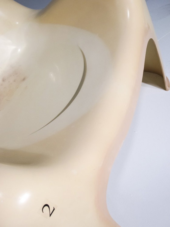 Image 1 of Artemide Toga Chair 2 van Sergio Mazza / Gebroken wit / Patent aangevraagd