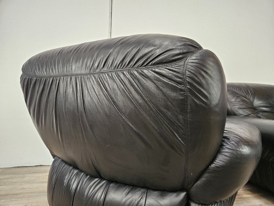 1970s Black Leather Club Chairs – Armchairs (photo 16 of 17)