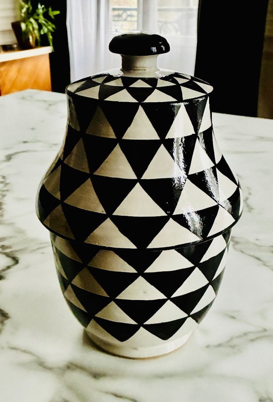 Image 1 of Jarra grande o potiche con tapa de arlequín