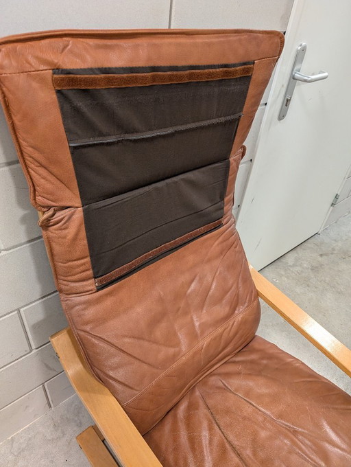 Fauteuil vintage Ikea, cuir et bois