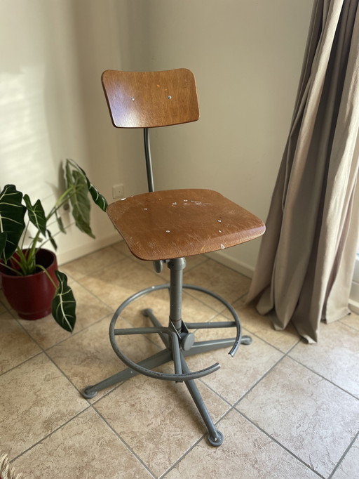 Vintage Friso Kramer drawing chair - Ahrend the Circle (1971)