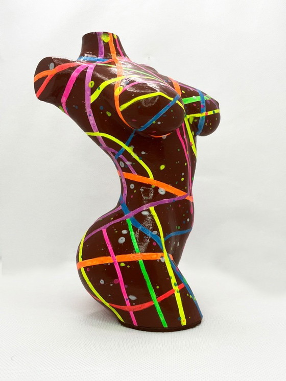 Image 1 of Statuetta fluorescente per body art. Realizzata a mano dall'artista.