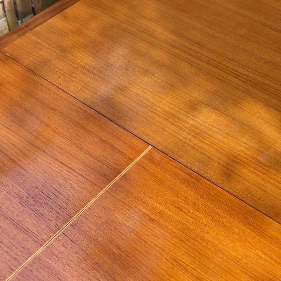 Image 1 of Vintage extendable dining table