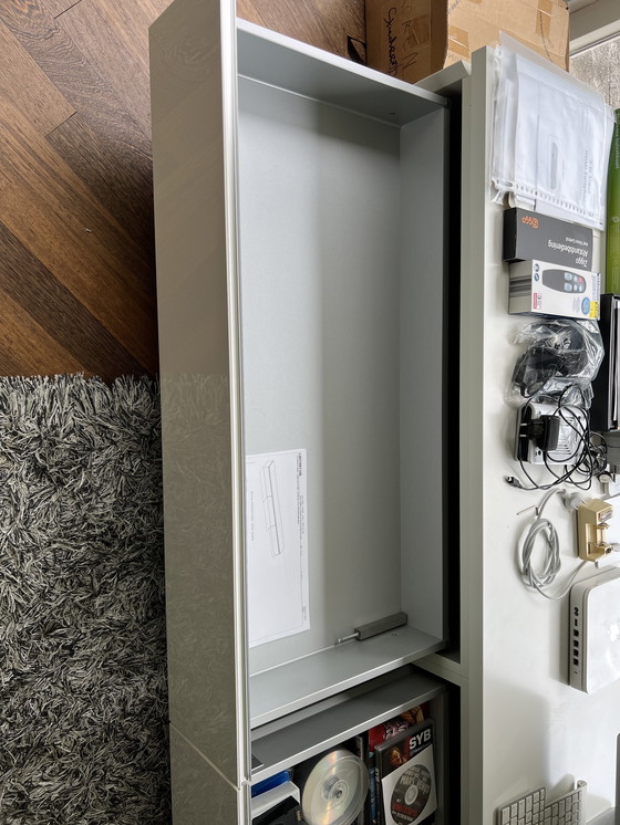 Image 1 of Interlubke Cube lage wandkast wit 2 laden 1 klep