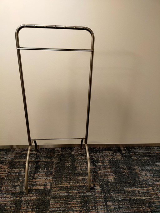 Porte-vêtements professionnel