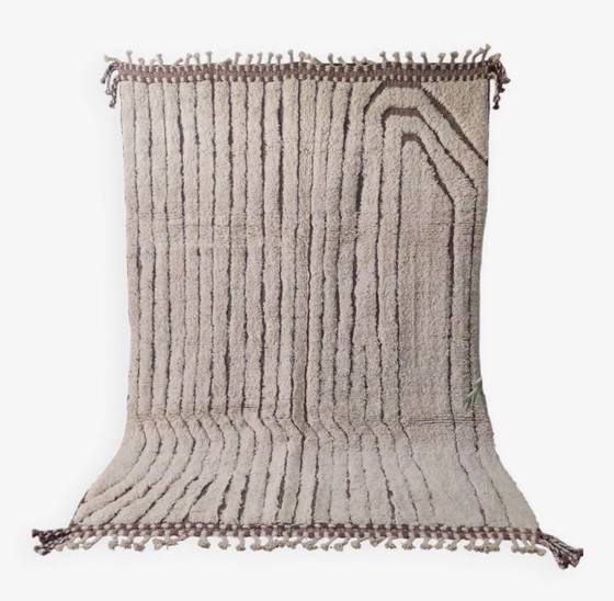 Image 1 of Beni Ouarain Ecru Carpet with Stripes and Curved Patterns, Handmade 207x290 cm