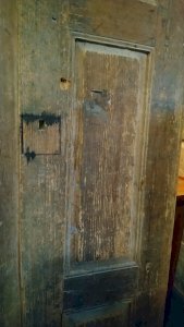 Ante doppie per armadio in pino – Colonne, Wood, Iron (photo 10 of 40)