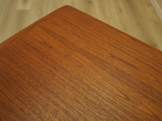 Image 1 of Mesa de teca, diseño danés, década de 1970, fabricada en Dinamarca.