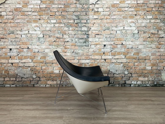 Image 1 of Vitra Coco