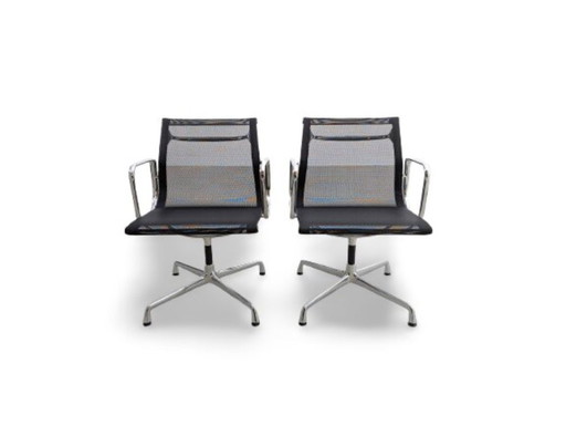Set van 2 Vitra EA108 bureaustoelen, Charles Ray Eames mesh design