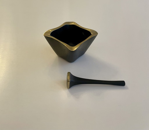 Walter Bosse Aschenbecher au Messing pour Hertha Baller Vienne 