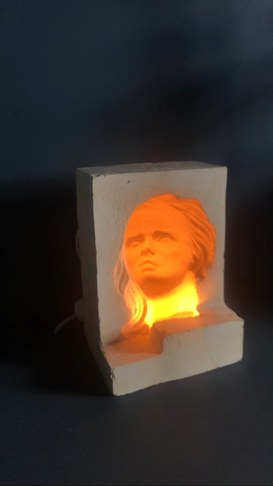 Brutalist Kinetic Art Table Lamp – Stone (photo 19 of 20)