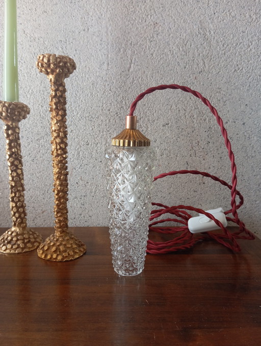 Retro chic glass spindle pendant lamp with diamond tip