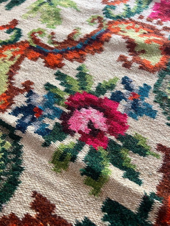 Image 1 of Alfombra kilim de rosas