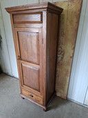 vaisselier en teck, meuble de cuisine, dimensions 68 x 49 cm et 170 cm de hauteur