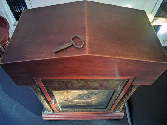 Image 1 of Antique mantel clock