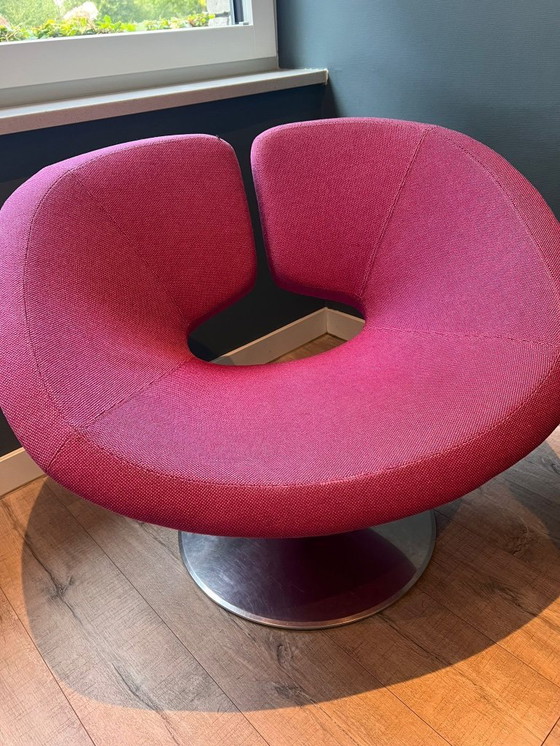 Image 1 of Artifort Apollo