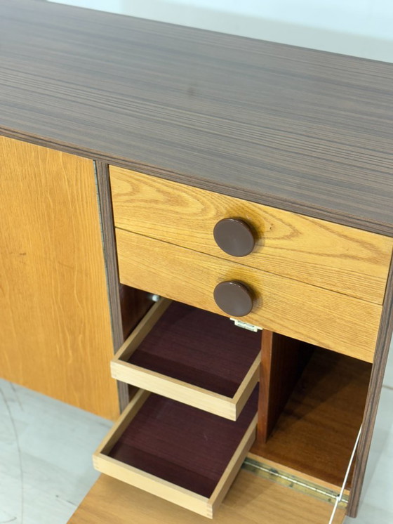 Image 1 of Credenza, cassettiera, comò, mobiletto, vintage di metà secolo