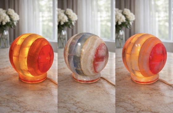 Image 1 of Sculptural Onyx Marble Sphere Lamp – Warm Ambient Light – Italian Modernist Style 