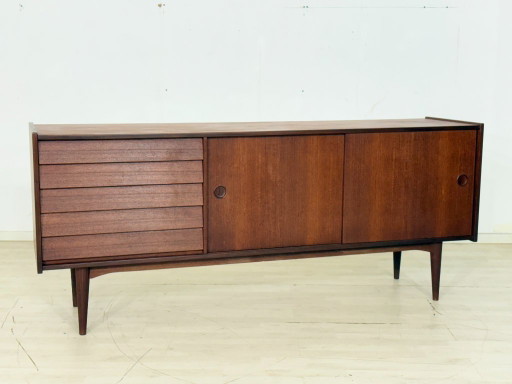 Bellissima credenza di metà secolo / credenza in teak degli anni '60 / credenza vintage in teak