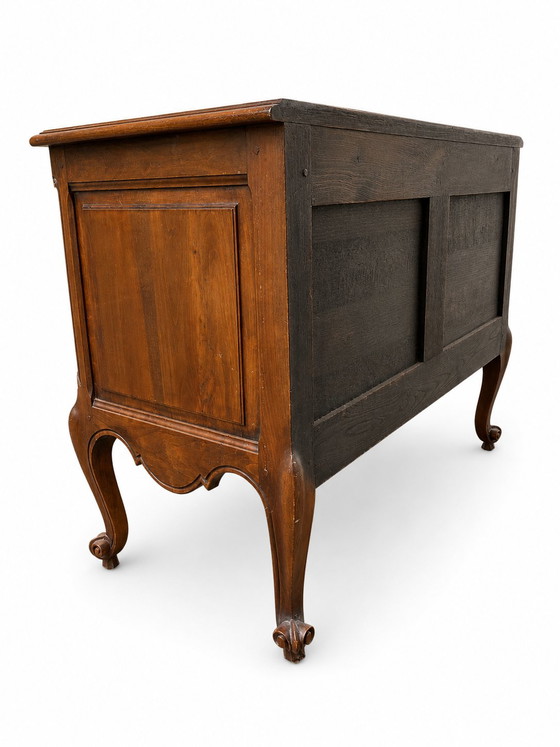 Louis XV Period Commode with Crossbow – Chest of drawers, Wood (photo 8 of 9)