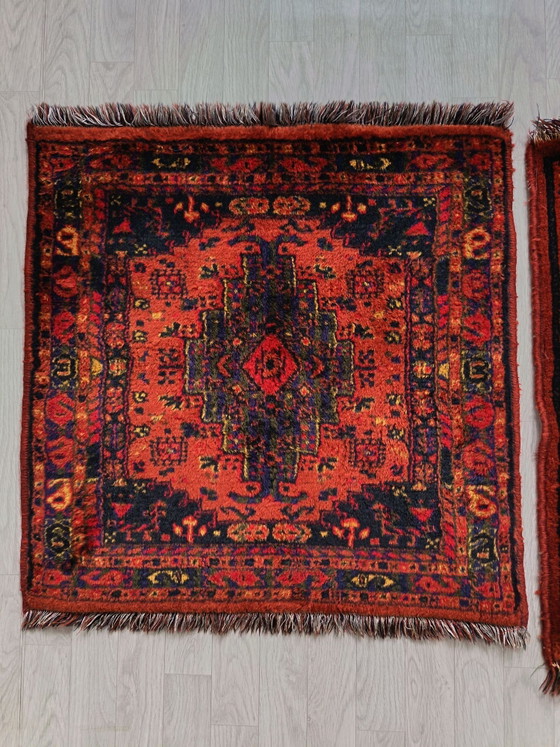 Lote de dos alfombras pequeñas de estilo oriental – Otro (photo 3 of 8)