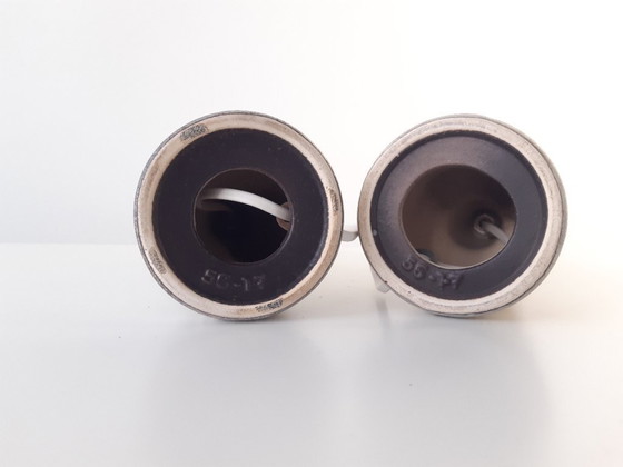 Image 1 of Set van 2 vintage keramieken lampvoeten in grijs met witte versiering, vintage aardewerken mcm lampvoeten