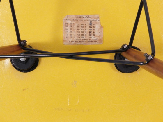 Set van 4 DSW Charles Eames stoelen - Gele glasvezel Herman Miller editie – Eetkamerstoelen, Fiberglass (photo 18 of 18)