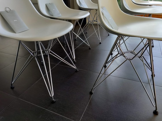 Image 1 of 6 sedie Eames in plastica Vitra