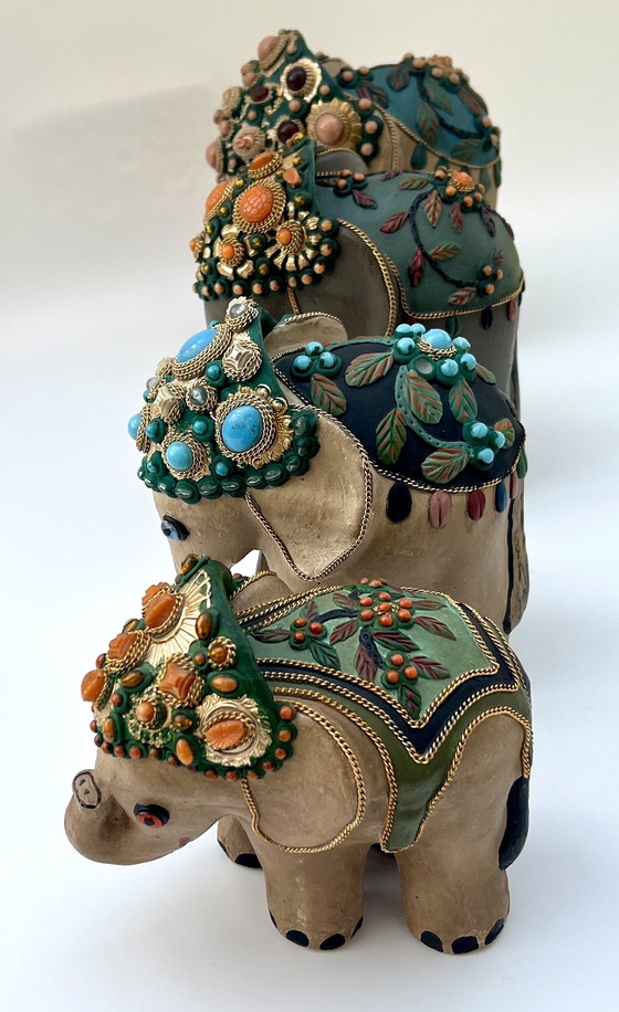 Image 1 of Four handmade elephant figurines – Brazil – folk art – 20th century