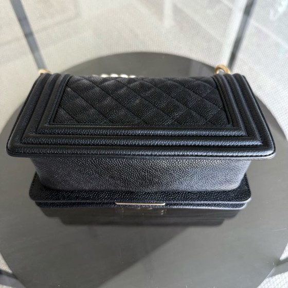 Image 1 of Chanel Boy Small - Caviar 20CM Gewatteerd Zwart Goudkleurige Hardware Serie 23