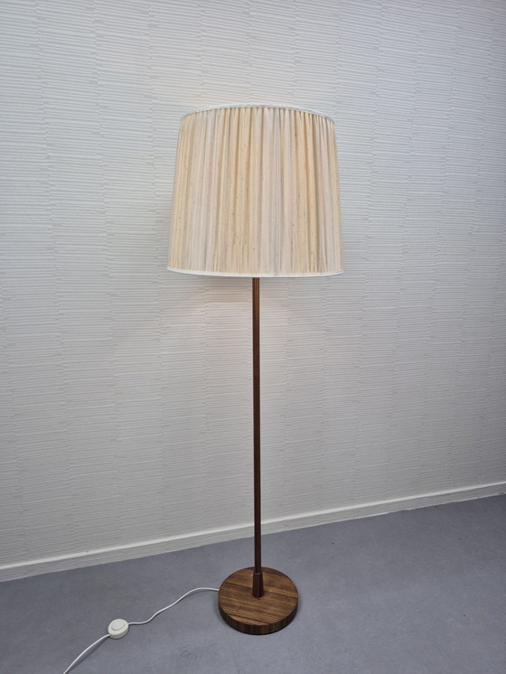 Image 1 of Staande lamp Scandinavisch design. Vintage vloerlamp teak.