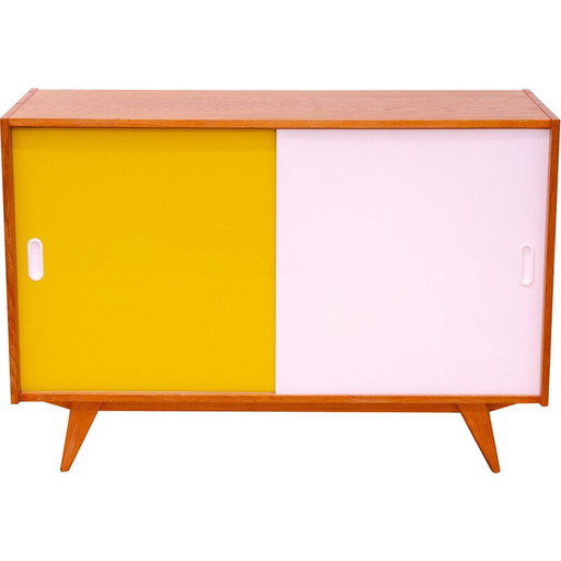 Vintage sideboard model U-452 in beech wood and plywood by Jiří Jiroutek, Czechoslovakia 1960