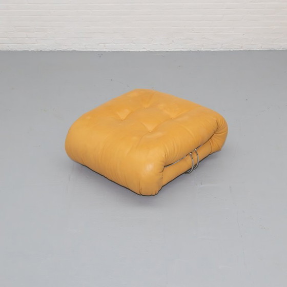 Image 1 of Pouf Cassina Scarpa Soriana