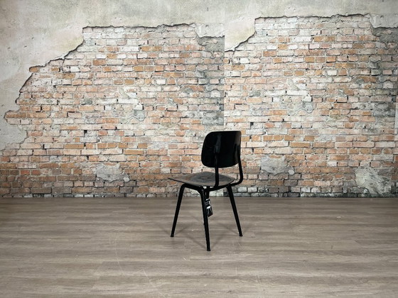 Image 1 of 4 sedie Ahrend Revolt