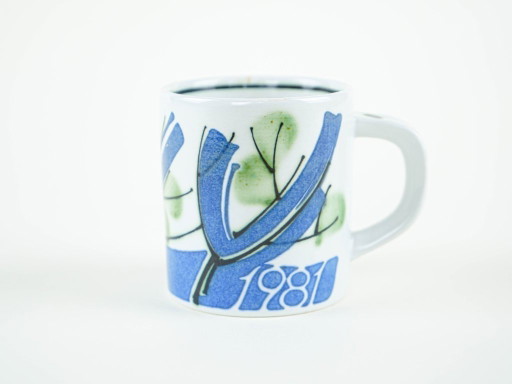 Mug en porcelaine, design danois, 1981, designer : Ivan Weiss, fabricant : Royal Copenhagen