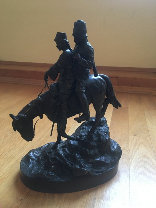 "Das Kosakenpaar" von Albert Moritz Wolff (Bronzefigur, signiert)