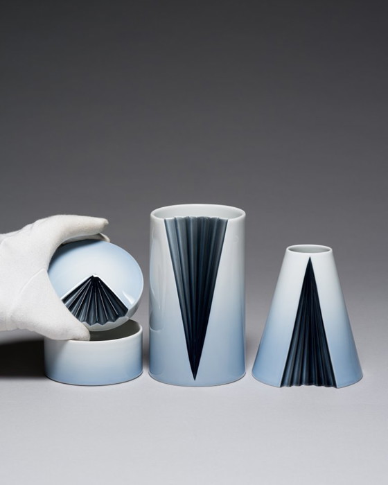 Image 1 of Chic Vintage Rosenthal Plissée Vase Trio Ambrogio Pozzi Minimalist Porcelain Art