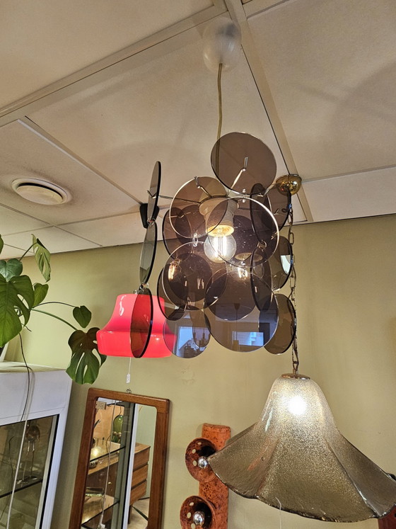 Image 1 of Lampada a sospensione vintage in plexiglass color malva-viola per Pasqua.