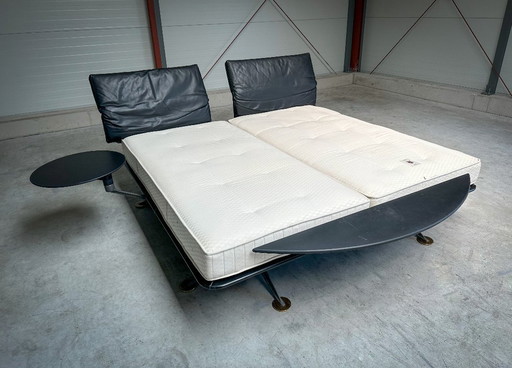 B&B Italia - Paolo Piva Doppelbett Kingsize Messing und Stahl "ADIA", 1980er