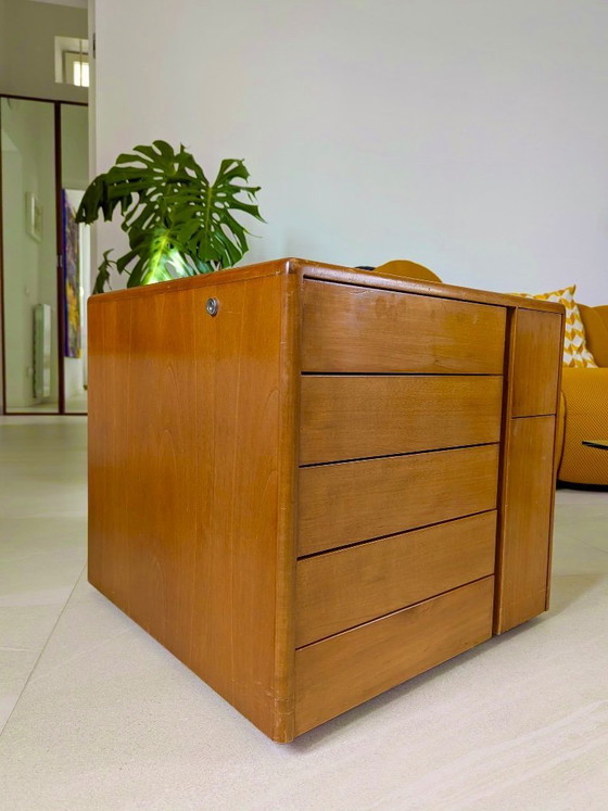 Image 1 of Cómoda Osvaldo Borsani para Tecno