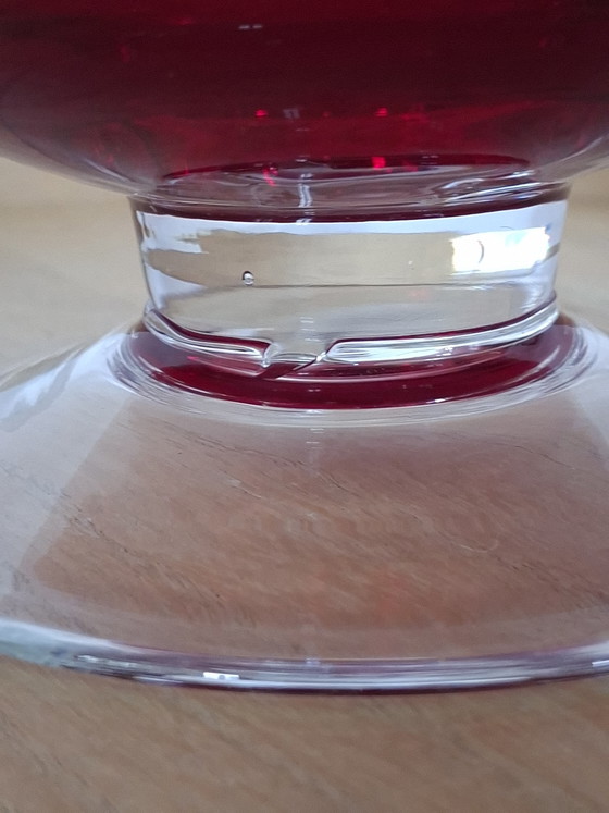 Image 1 of Vintage Mid-Century Robijnrode Kan – Handgeblazen – Monica Bratt-Stijl
