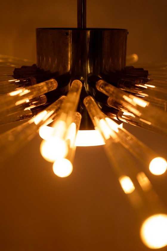 Image 1 of Kronleuchter aus Glasröhren, strahlend. Zeitgenössische Kreation.