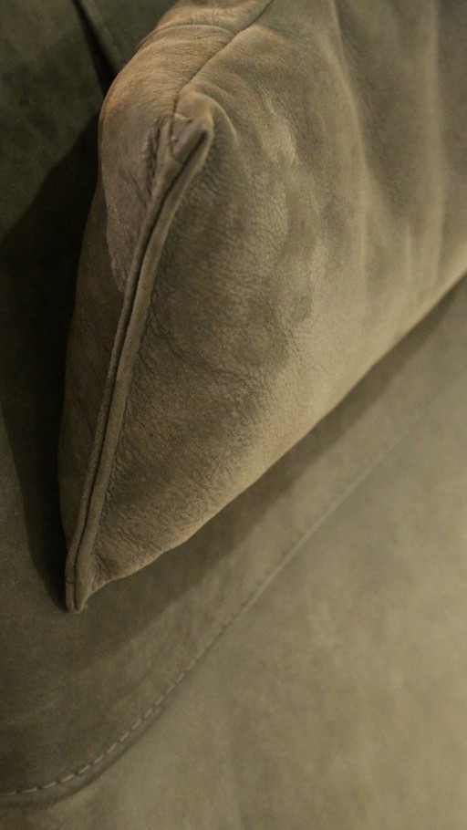 Sillón de relax Erik de In.House con reposapiés