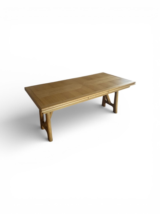 Image 1 of Uitschuifbare eiken tafel van Guillerme & Chambron, uitgegeven door Votre Maison