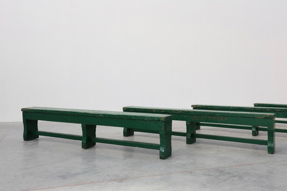 Image 1 of Rustiek primitief groen boerenbankje van massief eikenhout, Frankrijk ca. 1900