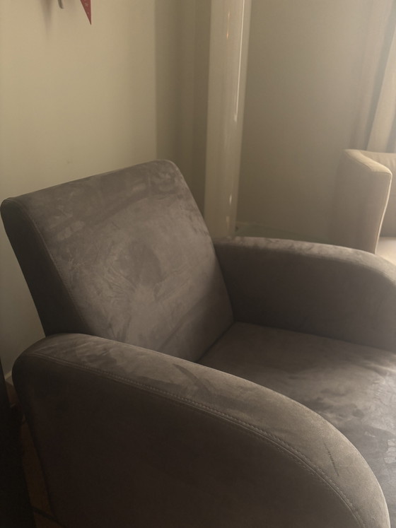 Image 1 of Chaise en daim gris/bleuâtre !!!