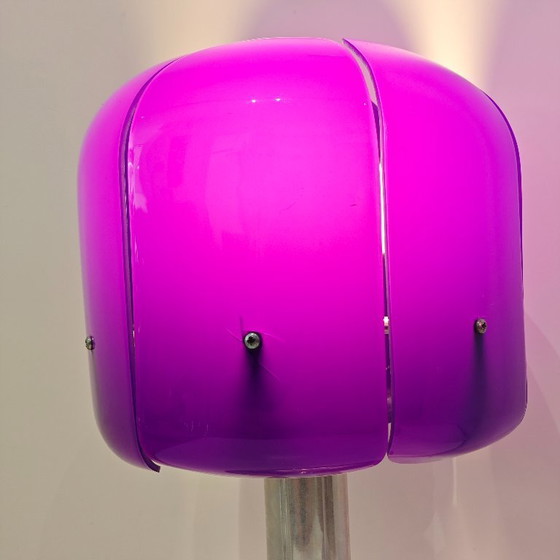 Image 1 of Lampes de table vintage en plexiglas violet